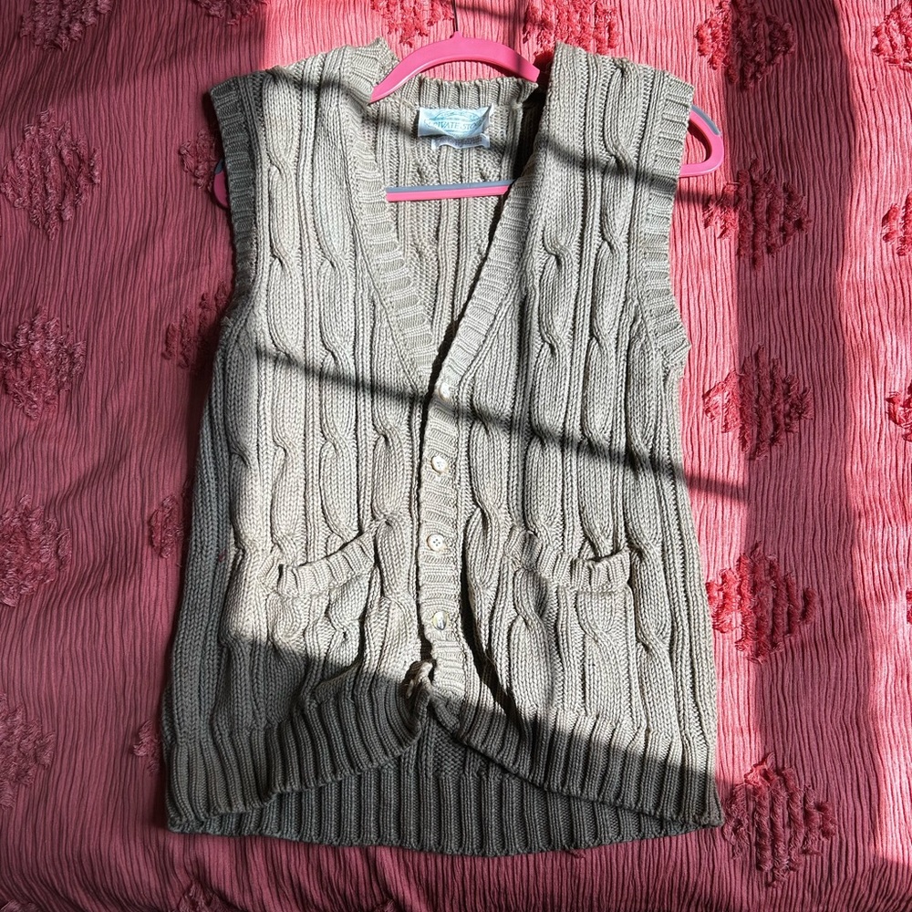 Men’s sweater vest